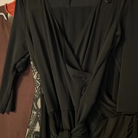 Cute tie around black dress🌸🌸🌸Todays Hot Price🌸🌸🌸😆 - Picture 1 of 5